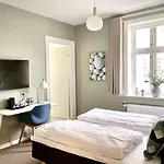 Marie Hotel