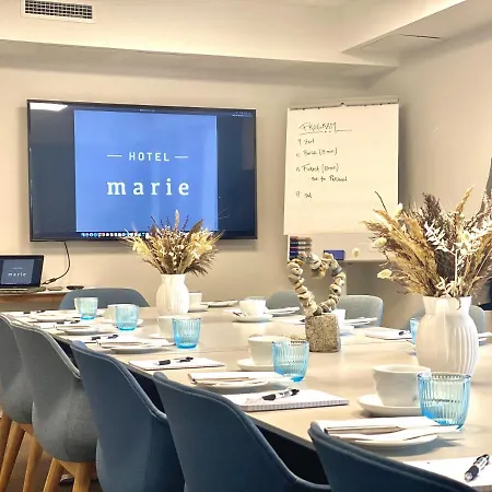 Marie Hotel