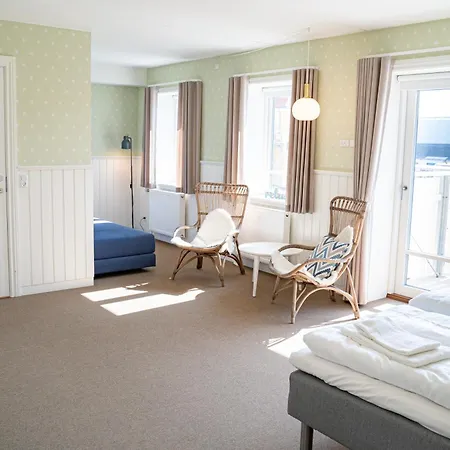 Marie Hotel 3*
